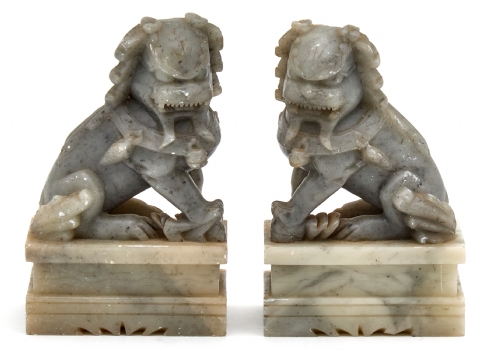 זוג משקולות ספרים בצורת כלבי פו סינים מגולפים (Foo Dog)