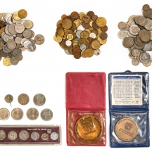 מטבעות שונים מהארץ ומהעולם, עשוים ניקל, ארד ועוד