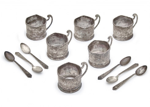 סט של שש מחזיקי כוסות תה פרסים עתיקים וכפיות עשויים כסף '840'