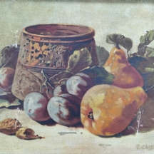 'טבע דומם עם אגסים ושזיפים' חתום: 'S. Obstbaum'