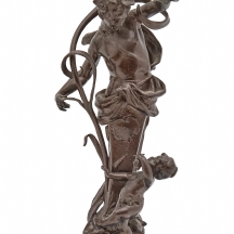 בסיס ארט נובו למנורה עשוי פיוטר, מעוטר בדמות נימפה וילד