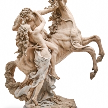 “The Embrace” - פסל גדול בסגנון ג'וזפה ארמני (Giuseppe Armani)