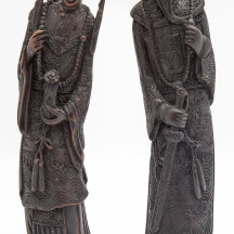 זוג פסלים סיניים בסגנון עתיק עשויים חומר יצוק