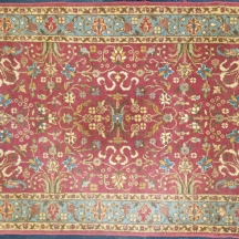 שטיח פרסי מסורתי בעבודת יד - דגם פרחי גן עדן על רקע בורדו