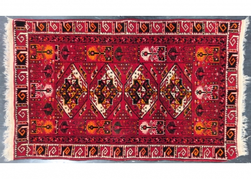 שטיח עבודת-יד אפגני