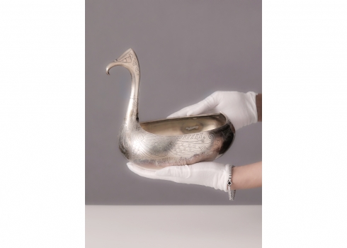 קובש רוסי עתיק עשוי כסף 875, חתום 84 וראשי התיבות של הצורף, עיטורי חריטה עדינים