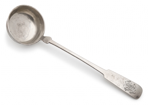 מצקת מרק שוויצרית גדולה עתיקה ויפה, עשויה כסף 875, חתומה, 1880-1930 בקירוב