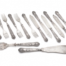 סט סכו"ם אנגלי להגשת דגים, קליפת הידיות עשויה כסף 'סטרלינג' (925) חתום