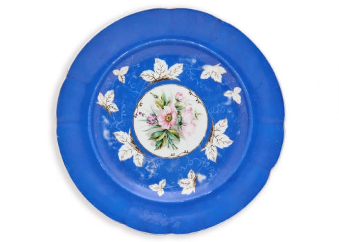 מגש פורצלן רוסי עתיק וגדול מתוצרת גארדנר (Gardner porcelain) מעוטר באמייל ובזהב