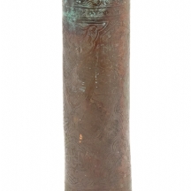 תרמיל פגז עתיק מעוטר בעבודת חריטה ידנית עדינה, מתוארך 1916 סוריה (דמשק)