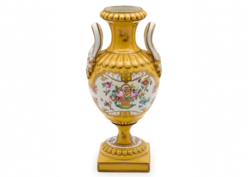 אגרטל פורצלן צרפתי עתיק 1920 בקירוב