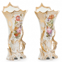 זוג אגרטלי פורצלן צרפתיים גדולים ועתיקים, מתוצרת אחד ממפעלי Old Paris