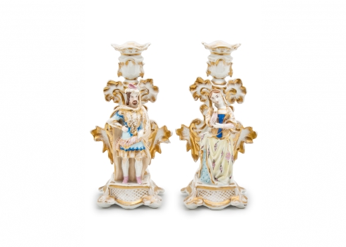 זוג פמוטי פורצלן צרפתיים עתיקים, מתוצרת אחד ממפעלי 'Old Paris'