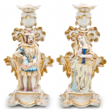 זוג פמוטי פורצלן צרפתיים עתיקים, מתוצרת אחד ממפעלי 'Old Paris'