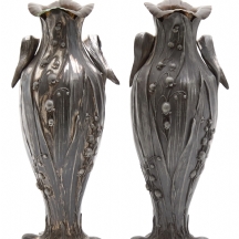 זוג אגרטלים גרמנים עתיקים עשויים פיוטר מתקופת סגנון האר נובו