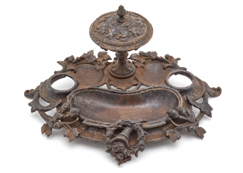 קסת דיו שולחנית גרמנית תיקה, "Fer-de-Berlin" עשויה ברזל יצוק