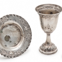 גביע קידוש, תחתית וטבעת עשויים כסף