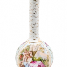 בקבוק פורצלן גרמני עתיק ומכסה תואם, מסוף המאה ה-19, בסגנון הלנה וולפסון