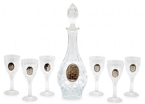 דקנטר קריסטל ושש כוסות בעלי עיטורי כסף סטרלינג