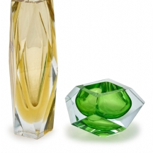 זוג אגרטלים דקורטיביים עשויים זכוכית מורנו איטליה