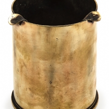 תרמיל פגז גרמני מפליז מתוארך 1940, הוסב למאפרה