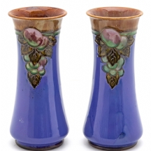 זוג אגרטלי קרמיקה אנגליים, מתוצרת רויאל דולטון 'Royal Doulton'