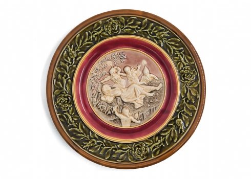 צלחת מג'וליקה עתיקה מתחילת המאה ה-20 מתוצרת Gebruder Schutz