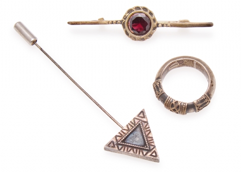 3 תכשיטי כסף שונים עשויים כסף 'סטרלינג' (925), חתומים