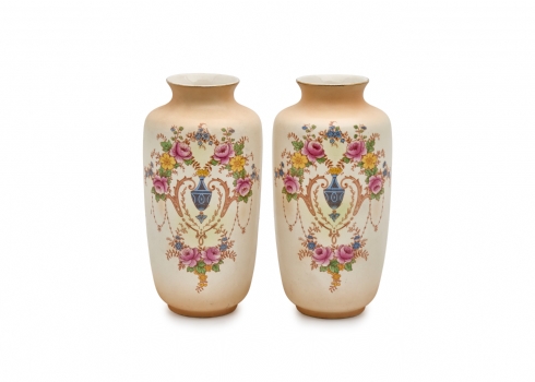 זוג כדי חרס אנגלים ויקטוריאניים עתיקים תוצרת קראון דבון (Crown Devon), חתומים