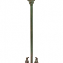 אילנה גור (Ilana Goor) פמוט שולחני גבוה עשוי ברונזה מפוסל בדמות פינגווינים