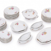 חלקי סט פורצלן גרמני מתוצרת: 'Waldeshof' מבוואריה