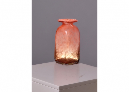 כד זכוכית שוודי אמנותי מתוצרת חברת 'Ekenas' בעיצוב האמן: John Orwar Lake