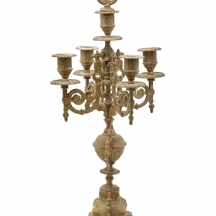 קנדלברה איטלקית בסגנון בארוק, פליז יצוק ומעוטר