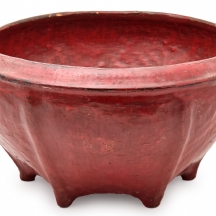 סל בורמזי עתיק מצופה לכה אדומה