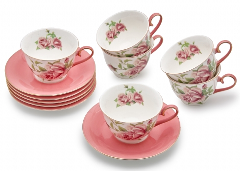 שש כוסות תה וצלחות תואמות מפורצלן 'Fine Porcelain Rui Design' אנגליה, חתום