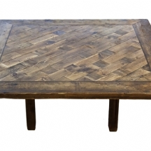 שולחן סלוני ישן עשוי עץ