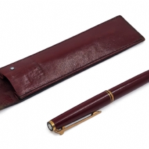 עט כדורי מונבלאן 'Montblanc' דגם 281 בצבע בורדו  'Meisterstück'