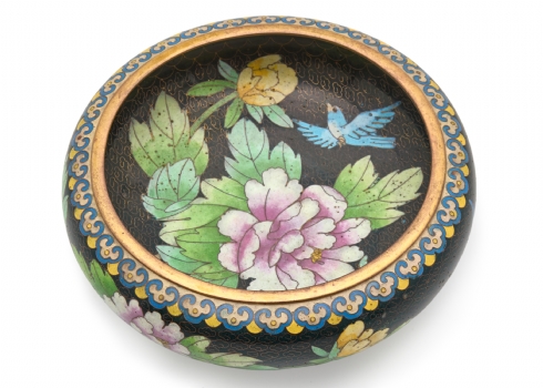 קערת קלואזונה (Cloisonne) סינית, עשויה נחושת מוזהבת מעוטרת אמייל