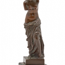 פסל ברונזה בדמות ונוס דה מילו (Venus de Milo)