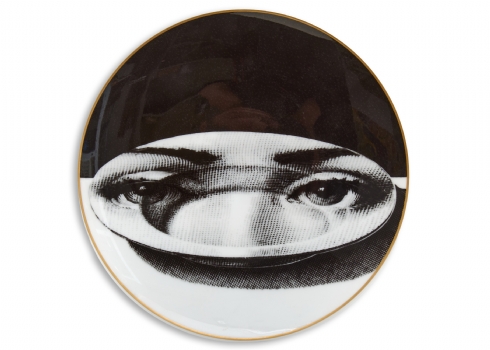 צלחת פורצלן Rosenthal x Fornasetti – סדרת “Temi e Variazioni”