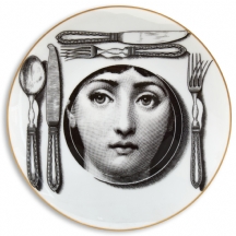 צלחת פורצלן Rosenthal x Fornasetti – סדרת “Temi e Variazioni”