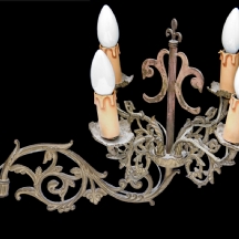 מנורת קיר עשויה פליז, 4 קנים