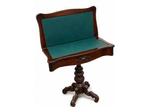 שולחן משחקים (Card Table) עתיק עשוי עץ מהגוני