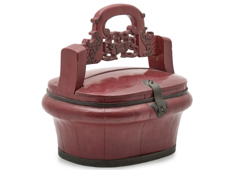 סל כלה סיני עתיק (Wedding Basket) מעץ עם לכה אדומה