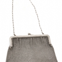 תיק ערב וינטג' אלגנטי עשוי רשת מתכת צפופה (Chain Mail Mesh) בגימור מצופה כסף