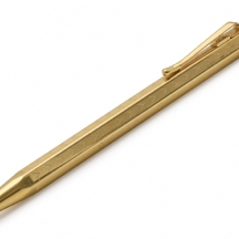עט כדורי Caran d'Ache 849 Ecridor Chevron מוזהב, שווייץ