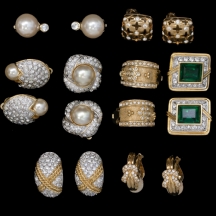 לוט של שמונה זוגות עגילי אופנה ישנים (X8)