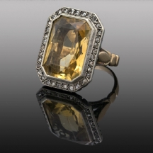 טבעת זהב עם דיאמנמטים וסיטרין