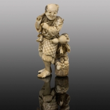 פסל שנהב יפני עתיק