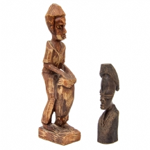 זוג פסלים אפריקאים עשויים עץ
